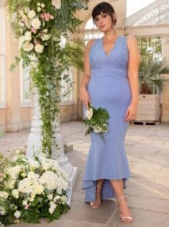 Chi Chi Curve Lace Bodycon Bridesmaid Dress With Peplum Hem In Blue/Lilac