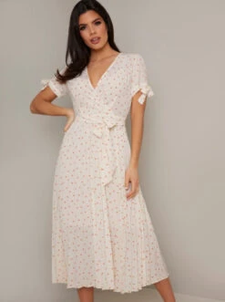 Chi Chi Vickie Spot Print Dress, White