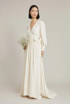 Ghost Hope Sleeve Wedding Dress, Cloud Dancer/Ivory