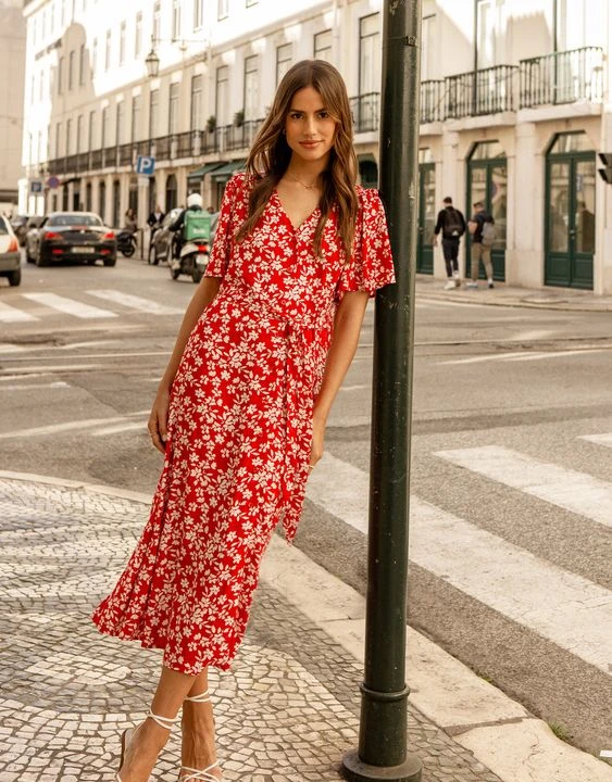 Threadbare Red Floral Print Flutter Sleeve Midi Dress 1 Threadbare Red Floral Print Flutter Sleeve Midi Dress