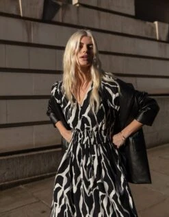 Threadbare Women's Black Abstract Print Button Down Front Midi Dress