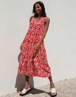 Threadbare Women's Red Floral Print Tiered V-Neck Midi Dress